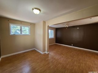 Photo 4: 415 P Avenue North in Saskatoon: Mount Royal SA Residential for sale : MLS®# SK909006