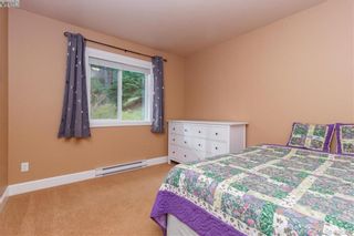 Photo 19: 3613 Pondside Terr in VICTORIA: Co Latoria House for sale (Colwood)  : MLS®# 811459