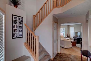 Photo 2: 51 COVECREEK Place NE in Calgary: Coventry Hills House for sale : MLS®# C4124271