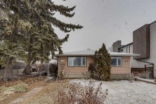 Photo 1: 1724 37 Avenue SW in Calgary: Altadore Semi Detached (Half Duplex) for sale : MLS®# A2094056