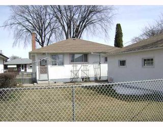 Photo 3: 540 SYDNEY Avenue in WINNIPEG: East Kildonan Residential for sale (North East Winnipeg)  : MLS®# 2805398