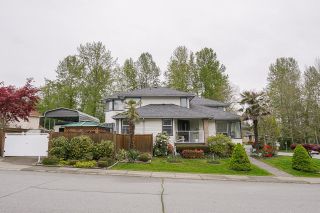Photo 2: 14115 85 Avenue in Surrey: Bear Creek Green Timbers House for sale : MLS®# R2736215