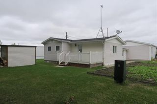 Photo 2: 7 Colorado Trailer Court Road in New Bothwell: R16 Residential for sale : MLS®# 202121168