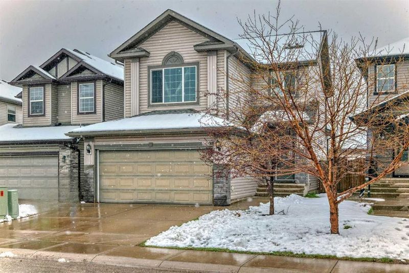 FEATURED LISTING: 100 Cranberry Circle Southeast Calgary