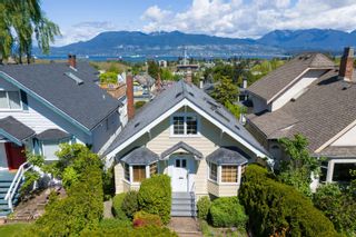 Photo 1: 3739 W 14TH Avenue in Vancouver: Point Grey House for sale (Vancouver West)  : MLS®# R2879106