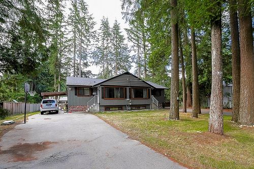 FEATURED LISTING: 19886 - 19888 37 Avenue Langley