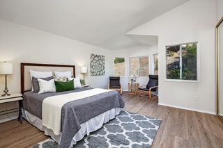 Photo 13: RANCHO PENASQUITOS House for sale : 3 bedrooms : 14419 Corte Morea in San Diego