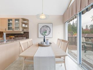 Photo 10: 9 4055 INDIAN RIVER Drive in North Vancouver: Indian River Townhouse for sale in "Winchester" : MLS®# R2820093
