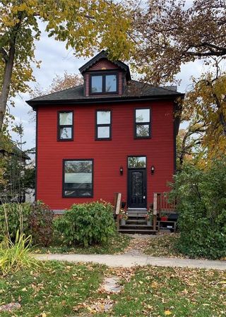 Photo 1: 116 Bryce Street in Winnipeg: Osborne Village Residential for sale (1B)  : MLS®# 202225613
