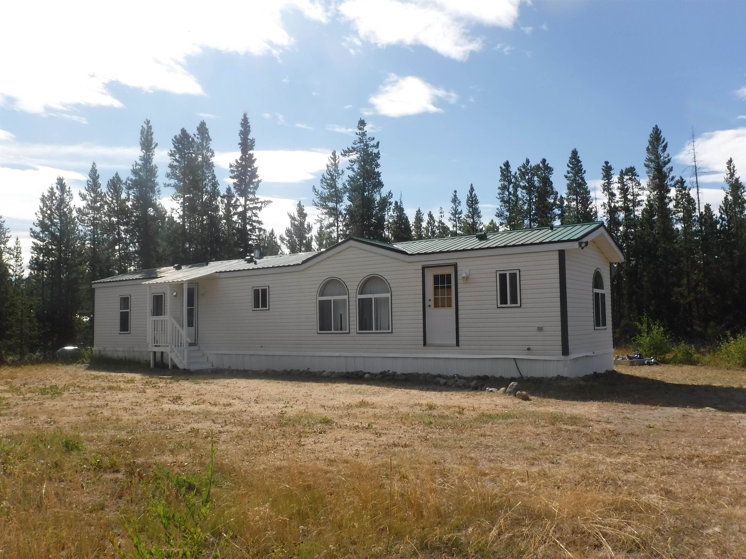 Main Photo: 2218 DORSEY Road in Williams Lake: Williams Lake - Rural West Manufactured Home for sale (Williams Lake (Zone 27))  : MLS®# R2609964