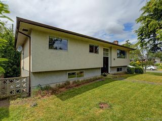 Photo 26: 1703 Sprucewood Pl in VICTORIA: SE Lambrick Park House for sale (Saanich East)  : MLS®# 841573
