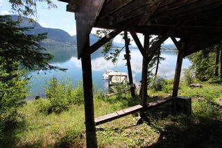 Photo 6: 3872 Point Road in Chase: Little Shuswap Lake House for sale : MLS®# 152250