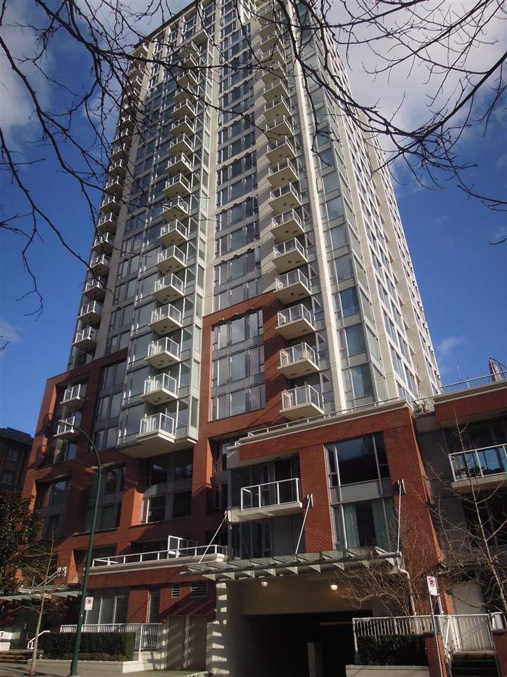 Main Photo: 1604 550 TAYLOR Street in Vancouver: Downtown VW Condo for sale in "The Taylo" (Vancouver West)  : MLS®# R2042324