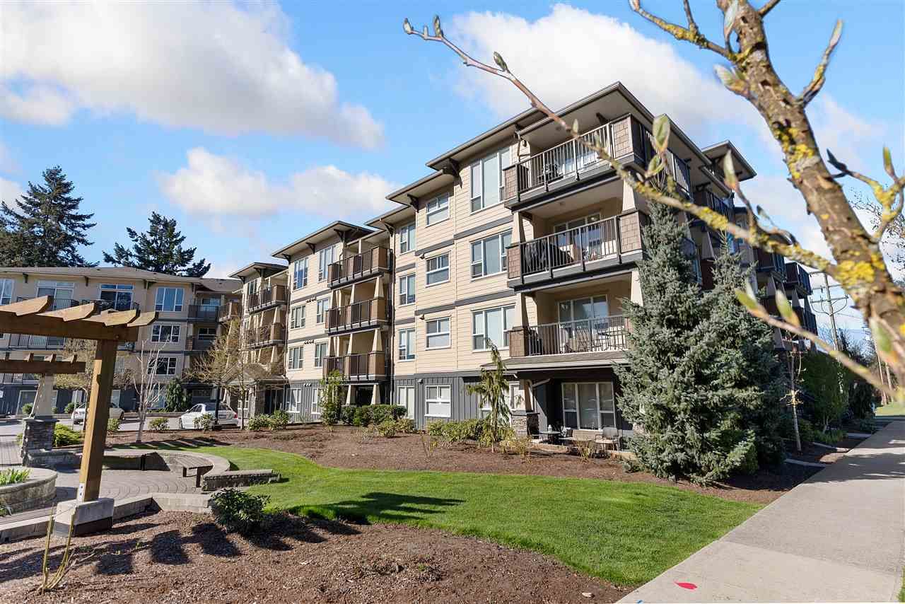 Main Photo: 305 2565 CAMPBELL Avenue in Abbotsford: Central Abbotsford Condo for sale in "Abacus" : MLS®# R2567968
