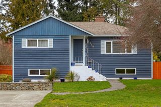 Main Photo: 560 Agnes St in Saanich: SW Glanford House for sale (Saanich West)  : MLS®# 953822