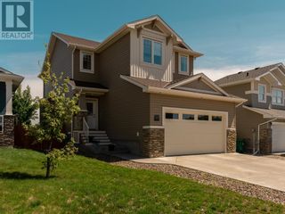 Photo 2: 526 Twinriver Road W in Lethbridge: House for sale : MLS®# A2052187