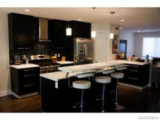 Photo 1: 358 OTTAWA Street in Regina: Churchill Downs Single Family Dwelling for sale (Regina Area 03)  : MLS®# 534903