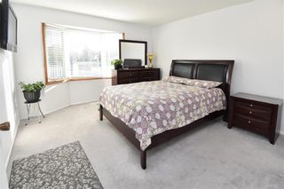 Photo 13: 1468 Jefferson Avenue in Winnipeg: Maples Residential for sale (4H)  : MLS®# 202221718