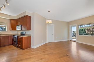 Photo 3: 218 21 Conard St in View Royal: VR Hospital Condo for sale : MLS®# 913774
