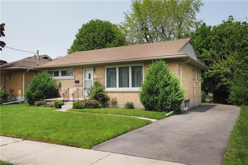 Main Photo: 16 Fife Avenue in Kitchener: 212 - Downtown Kitchener/East Ward Single Family Residence for sale (2 - Kitchener East)  : MLS®# 40424132