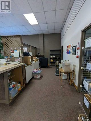 Photo 12: 721 Queen Street SE in Medicine Hat: Other for lease : MLS®# A2089292