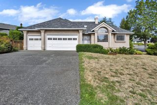Photo 2: 4778 Elliot Pl in Saanich: SE Sunnymead House for sale (Saanich East)  : MLS®# 911697
