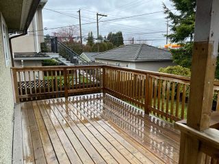 Photo 11: 3125 E 50TH Avenue in Vancouver: Killarney VE House for sale (Vancouver East)  : MLS®# R2767427