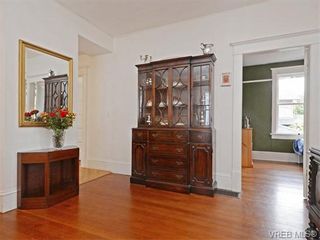 Photo 5: 643 Cornwall St in VICTORIA: Vi Fairfield West House for sale (Victoria)  : MLS®# 744737