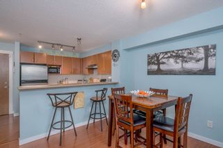 Photo 8: 115 4723 DAWSON Street in Burnaby: Brentwood Park Condo for sale in "COLLAGE" (Burnaby North)  : MLS®# R2212643