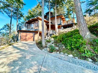 Photo 10: 395 SKYLINE Drive in Gibsons: Gibsons & Area House for sale in "The Bay Gibsons Bluff" (Sunshine Coast)  : MLS®# R2863040