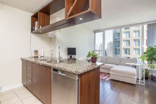Photo 7: 1605 1010 RICHARDS Street in Vancouver: Yaletown Condo for sale in "The Gallery" (Vancouver West)  : MLS®# R2487473
