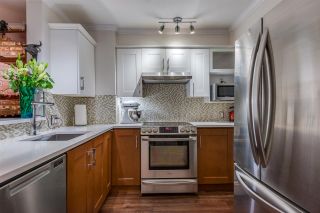 Photo 12: 111 155 E 3RD STREET in North Vancouver: Lower Lonsdale Condo for sale : MLS®# R2474970