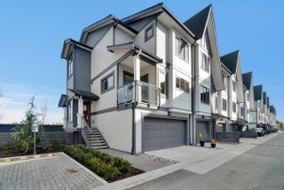 Photo 1: 201 19451 SUTTON AVENUE in Pitt Meadows: South Meadows Townhouse for sale : MLS®# R2627675