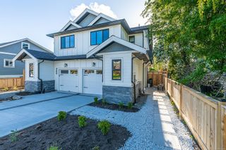 Photo 1: 482 Grafton St in Esquimalt: Es Esquimalt Half Duplex for sale : MLS®# 963287