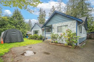 Photo 1: 4339 200 Street in Langley: Brookswood Langley House for sale : MLS®# R2876133
