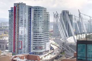 Photo 11: 2506 233 ROBSON Street in Vancouver: Downtown VW Condo for sale in "TV TOWER 2" (Vancouver West)  : MLS®# R2268555