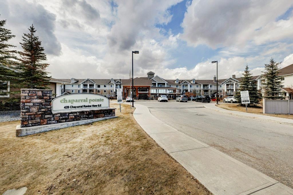 Main Photo: 236 428 Chaparral Ravine View SE in Calgary: Chaparral Apartment for sale : MLS®# A2039219