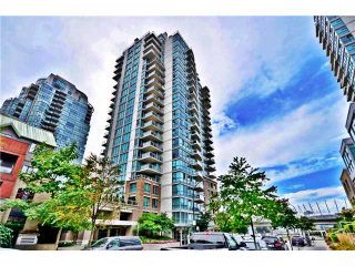 Photo 1: 901 120 MILROSS Avenue in Vancouver: Mount Pleasant VE Condo for sale in "THE BRIGHTON" (Vancouver East)  : MLS®# V976401