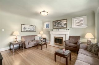 Photo 2: 3760 W 21ST Avenue in Vancouver: Dunbar House for sale (Vancouver West)  : MLS®# R2497811
