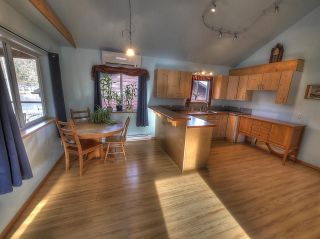 Photo 7: 504 CENTRE STREET in Kaslo: House for sale : MLS®# 2469125