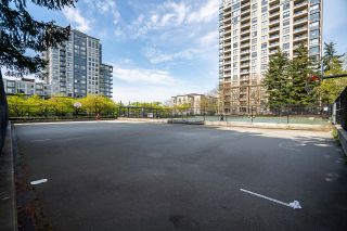 Photo 19: 802 3588 CROWLEY Drive in Vancouver: Collingwood VE Condo for sale (Vancouver East)  : MLS®# R2775577