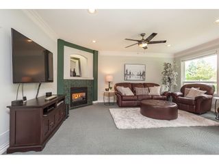Photo 10: 21773 46A Avenue in Langley: Murrayville House for sale in "Murrayville" : MLS®# R2475820