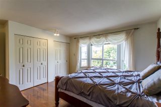 Photo 8: 4 849 TOBRUCK Avenue in North Vancouver: Mosquito Creek Townhouse for sale in "Garden Terrace" : MLS®# R2449019