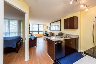 Photo 3: 1315 938 SMITHE Street in Vancouver: Downtown VW Condo for sale in "ELECTRIC AVENUE" (Vancouver West)  : MLS®# R2388880