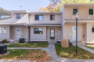 Photo 1: 40 330 Haight Crescent in Saskatoon: Wildwood Residential for sale : MLS®# SK945649