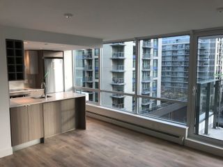 Photo 3: 805 1788 COLUMBIA Street in Vancouver: False Creek Condo for sale in "EPEIC AT WEST" (Vancouver West)  : MLS®# R2819449