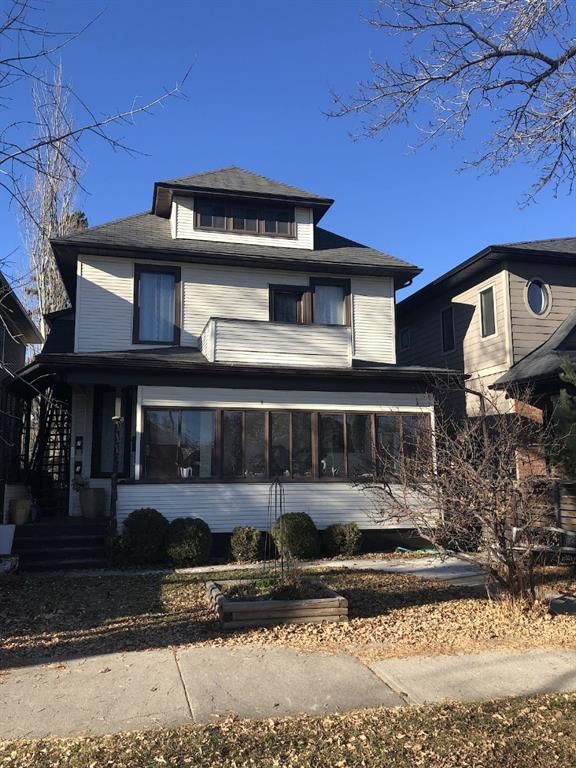 Main Photo: 1113 9 Street SE in Calgary: Ramsay Detached for sale : MLS®# A1191238