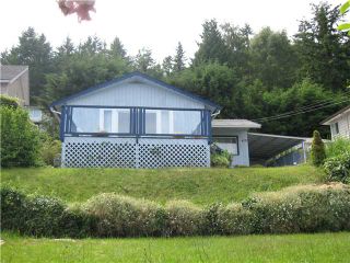 Photo 2: 413 S FLETCHER Road in Gibsons: Gibsons & Area House for sale (Sunshine Coast)  : MLS®# V888754