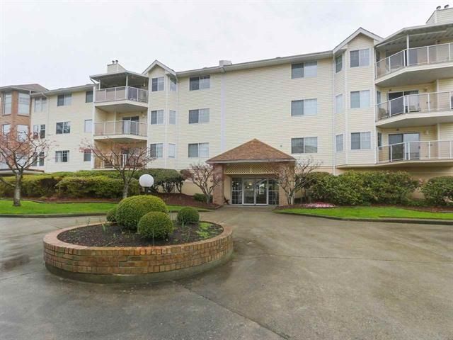 Main Photo: 305 22611 116 Avenue in Maple Ridge: East Central Condo for sale in "ROSEWOOD COURT" : MLS®# R2428229