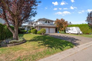 Photo 1: 1469 CANTERBURY Drive: Agassiz House for sale : MLS®# R2817069